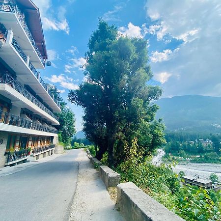 Hotel Hollywood Manali - Scenic River & Mountain View With Premium Rooms Manāli Exterior foto